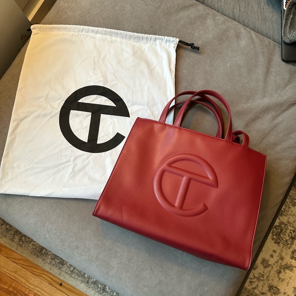 Telfar Medium Shopper - oxblood